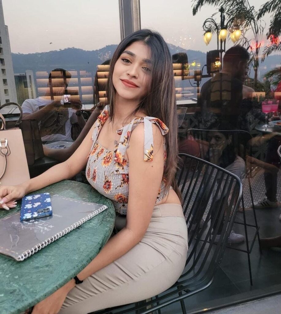 call girlls in delhi Greater Kailash 9953525677 night short young hot
