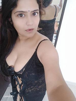 cheap cost call girls in Mayur Vihar. 8377837077. full satisfaction girls