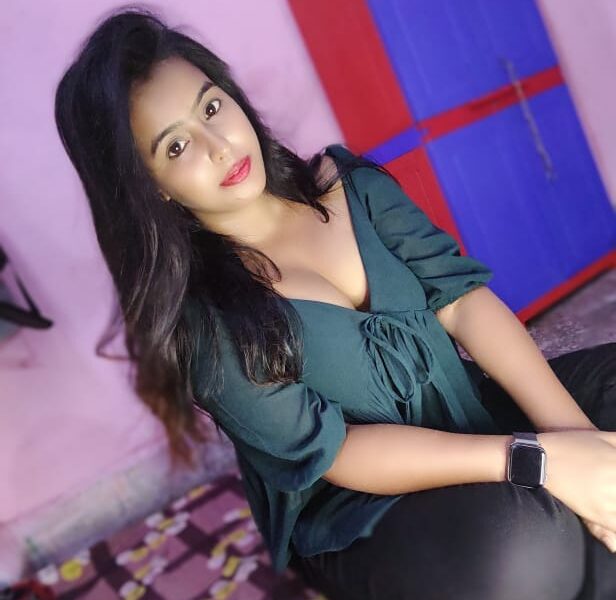 Adventurous College girl Nisha (19) is available for Sex