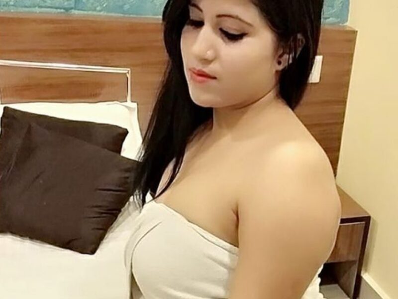 Escort Call Girls In Laxmi Nagar 8800861635 Service In Delhi ncr