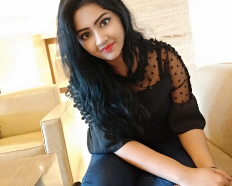 ESCORT SERVICE IN KAROLBHAG 8377949611 GENUINE ESCORT SERVICE