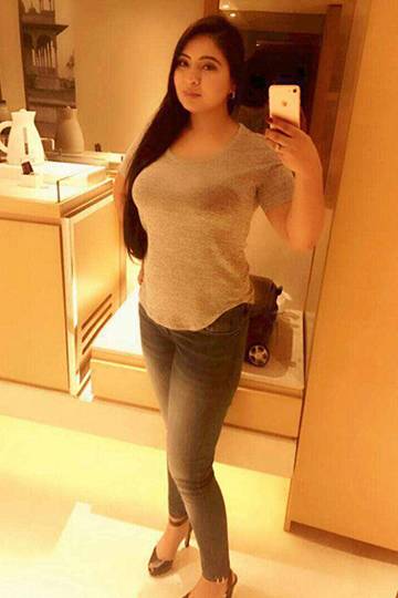 Hire Escorts in Mumbai