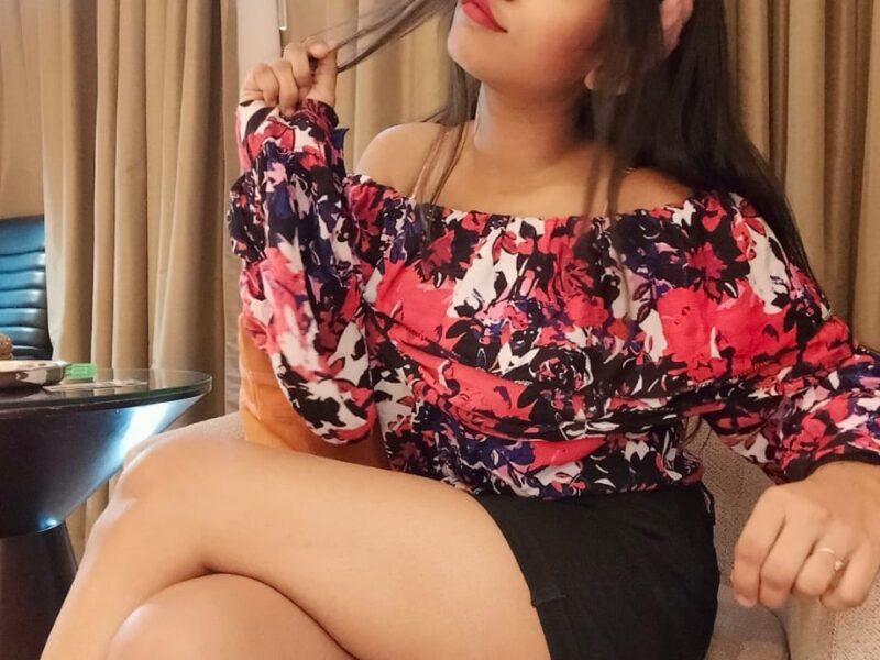 Call girls service in Safdarjung Enclave 8448614497 Women Seeking Men Delhi