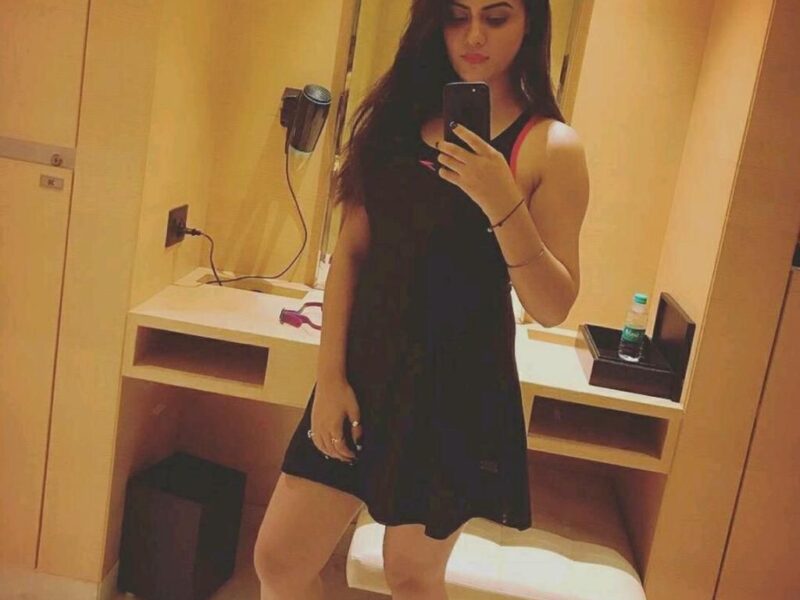 low cost escort service in Mayur Vihar. 8377837077. full satisfaction girls