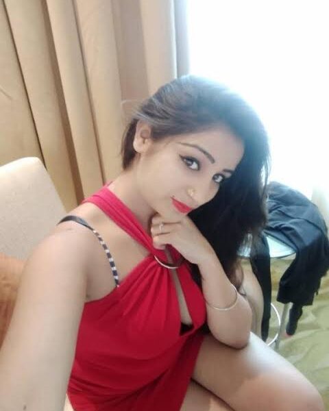 low cost call girls in Mayur Vihar. 8377837077. full satisfaction girls.