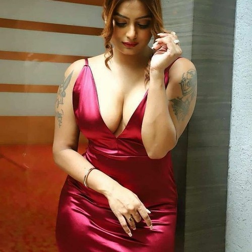 low cost escort service in laxmi nagar. 8377837077. best service with rooms