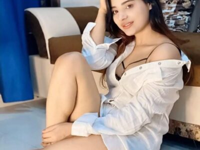 69/ Call Girls In Kaushambi 88OO861635 EscorTs Service In Delhi Ncr