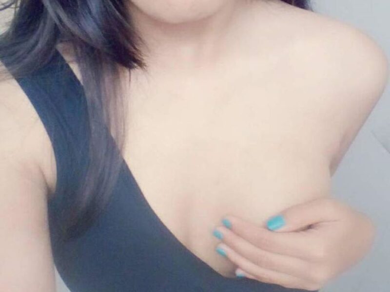 Beautiful Independent Escort Pooja Sharma (27) is available for Cam Show