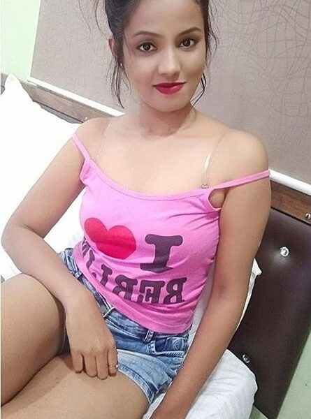 Adventurous Independent Escort Riya Sharma (21) is available for Dinner Date