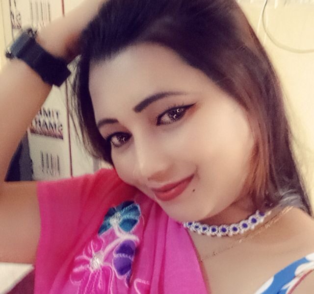 Beautiful College girl MANISHA HOT BHABI (27) is available for Full Night