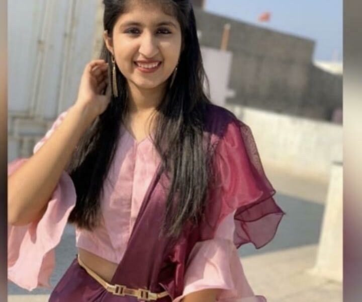Lustful College girl Anvi Suriya (23) is available for Hotel sex