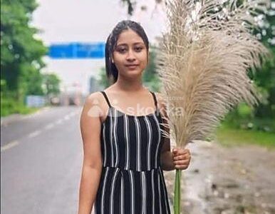 North Indian College girl PRIYANSI SHARMA (20) is available for Full Night
