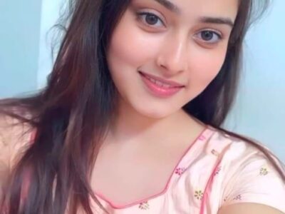 Beautiful College girl Kajal (22) is available for Sex
