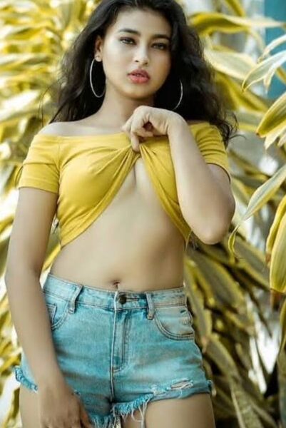 Desi Indie Sanshil (21) is available for Full Night