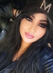 Mumbai Escorts Service 08458050405