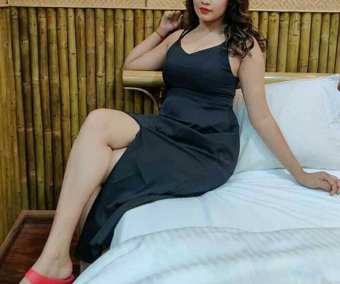 Recover from bad breakup moments by meeting hot girls