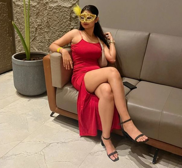 Meet hot models from Mumbai in Chennai for casual fun