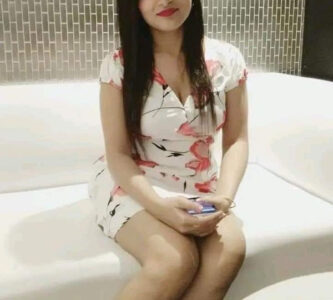 Simple and Cute girl for love and happiness