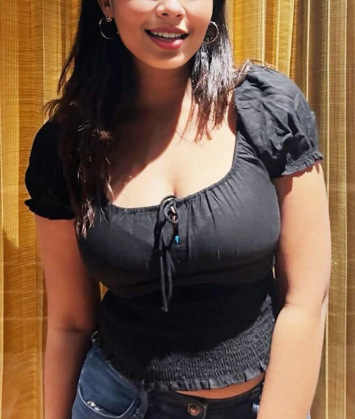 I am real Tamil Ponnu offering discreet paid service