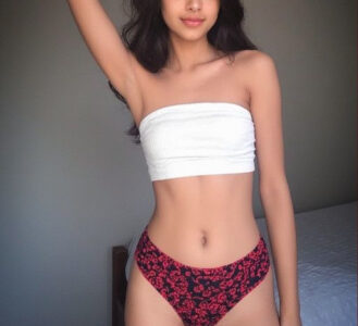 Slim and smooth girl is looking for a man for 1-night stand