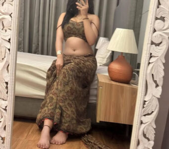 Lactating bhabhi want to feed you something organic